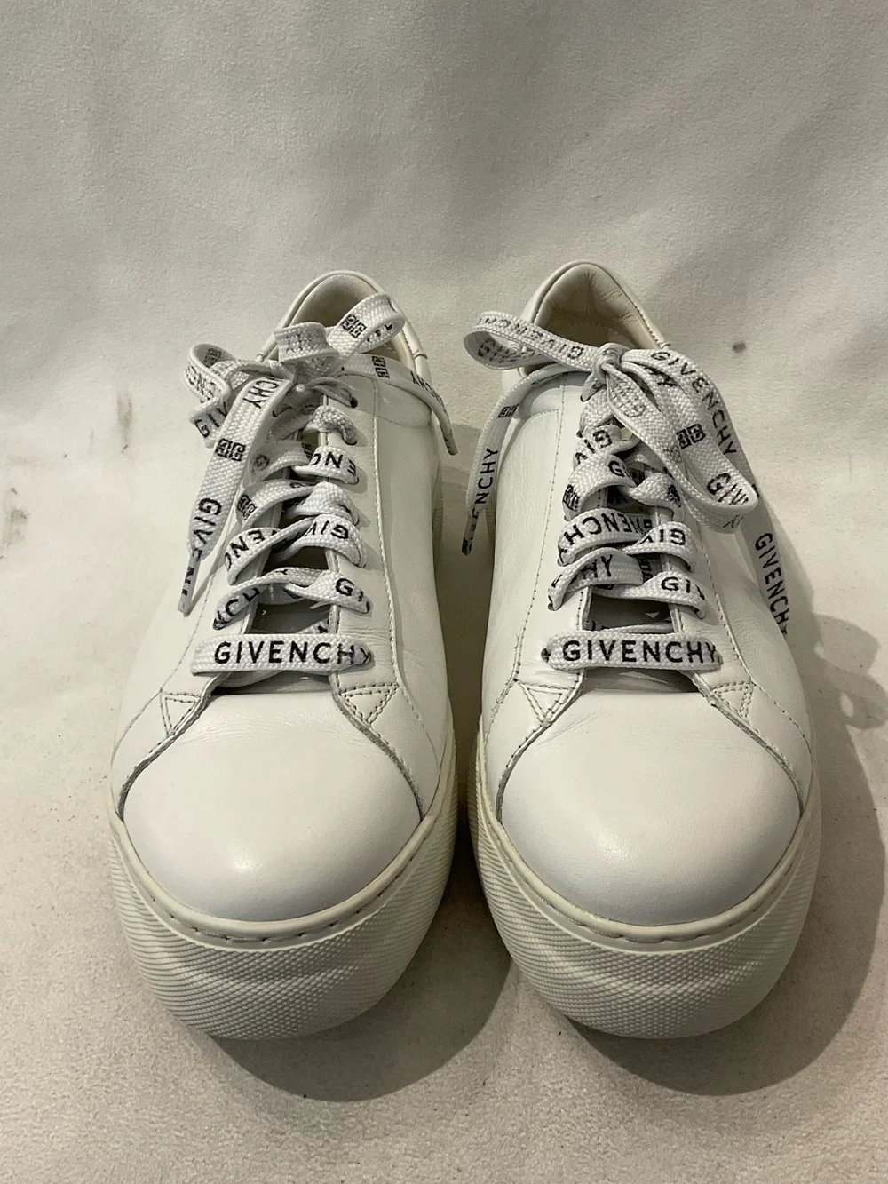 Givenchy Sneakers